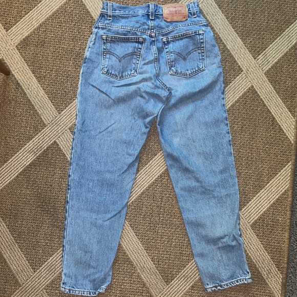 Vintage Levi Mom jeans - Picture 4 of 4